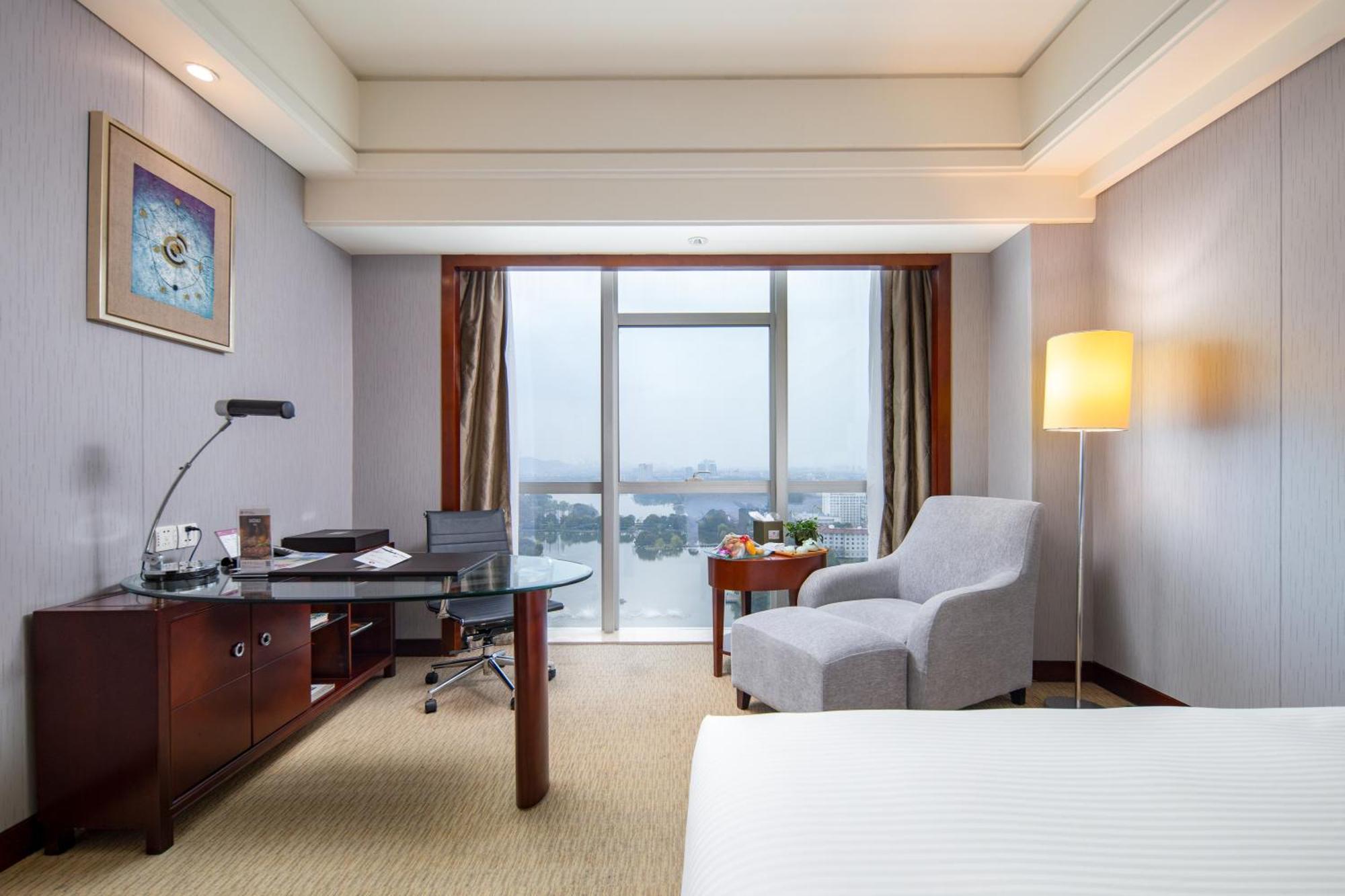Haiwaihai Crown Hotel Mã An Sơn Ngoại thất bức ảnh