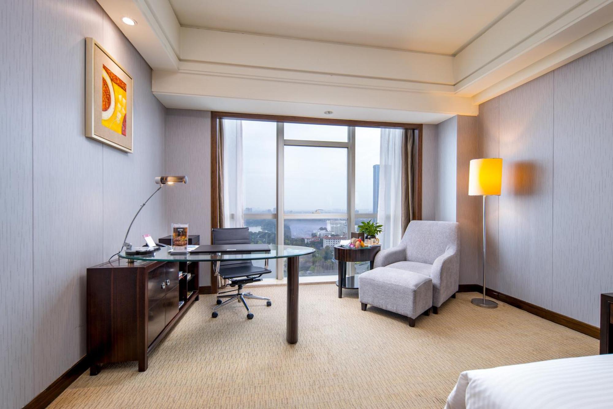 Haiwaihai Crown Hotel Mã An Sơn Ngoại thất bức ảnh