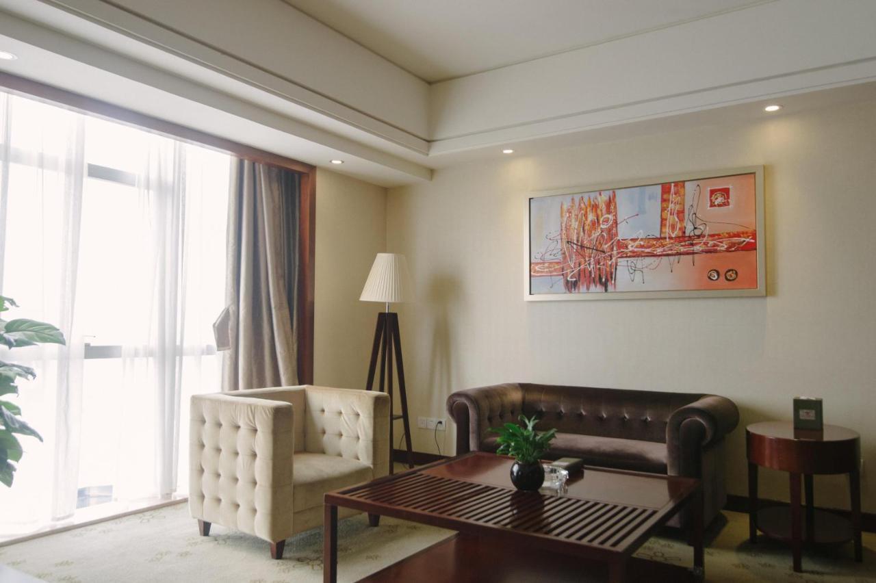 Haiwaihai Crown Hotel Mã An Sơn Ngoại thất bức ảnh